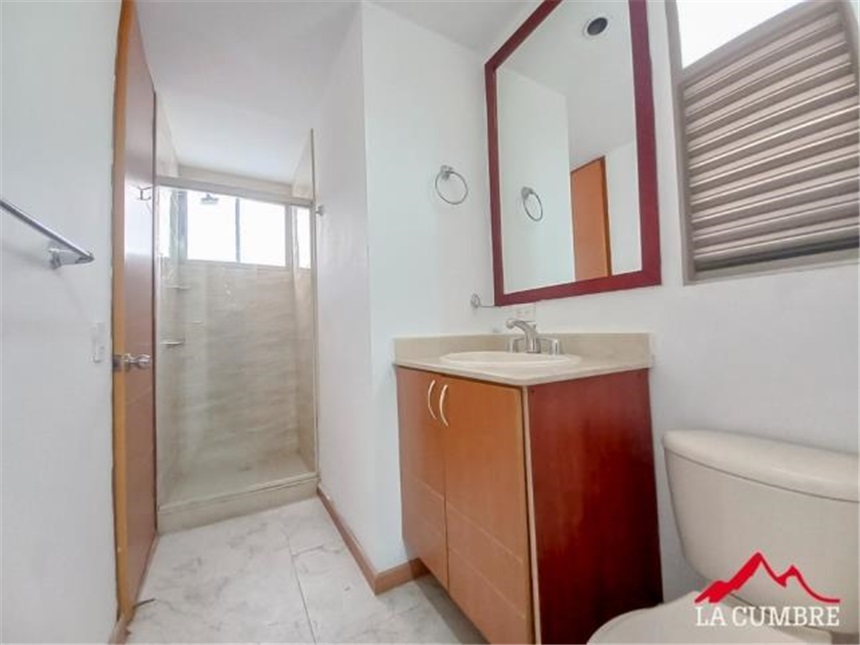 Apartamento de 3 alcobas en arriendo en Alejandría, Medellín, 135 m² · foto 9 de 12