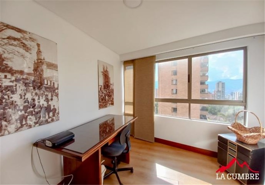 Apartamento en arriendo en Las Lomas No.1, Medellín · foto 8 de 12