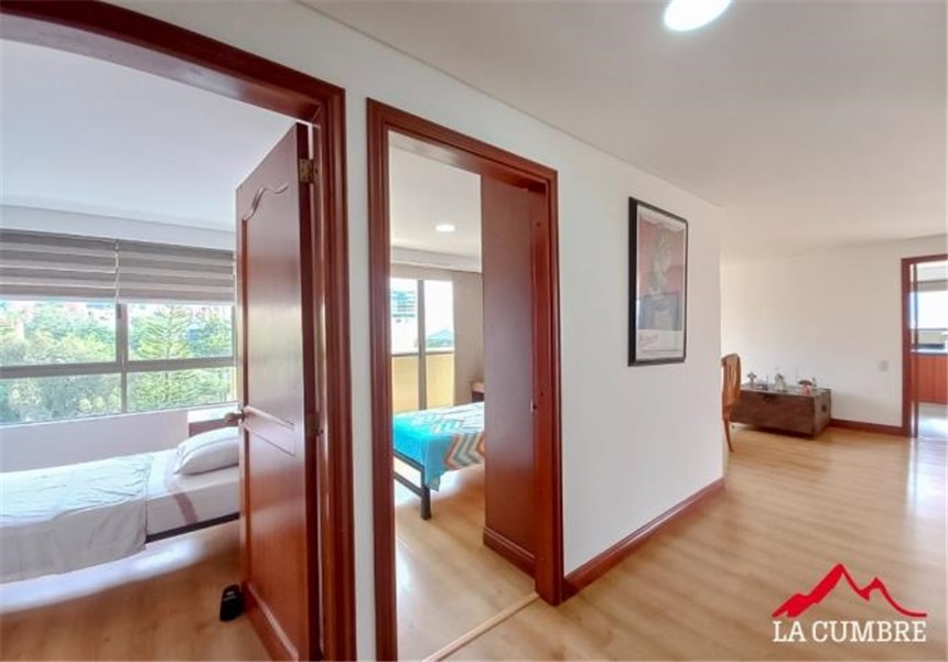 Apartamento en arriendo en Las Lomas No.1, Medellín · foto 9 de 12