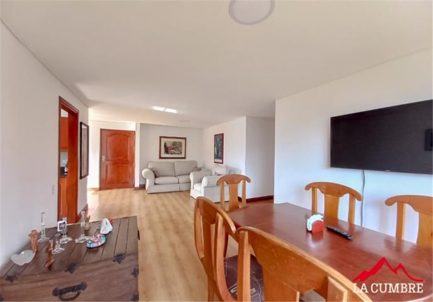 Apartamento en arriendo en Las Lomas No.1, Medellín · foto 6 de 12