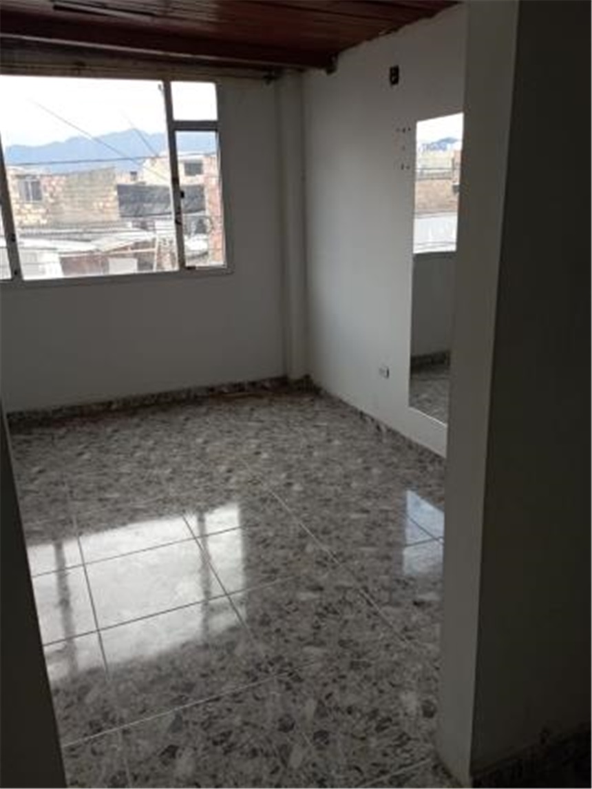 Casa en venta en El Carmen, Bogotá · foto 6 de 23