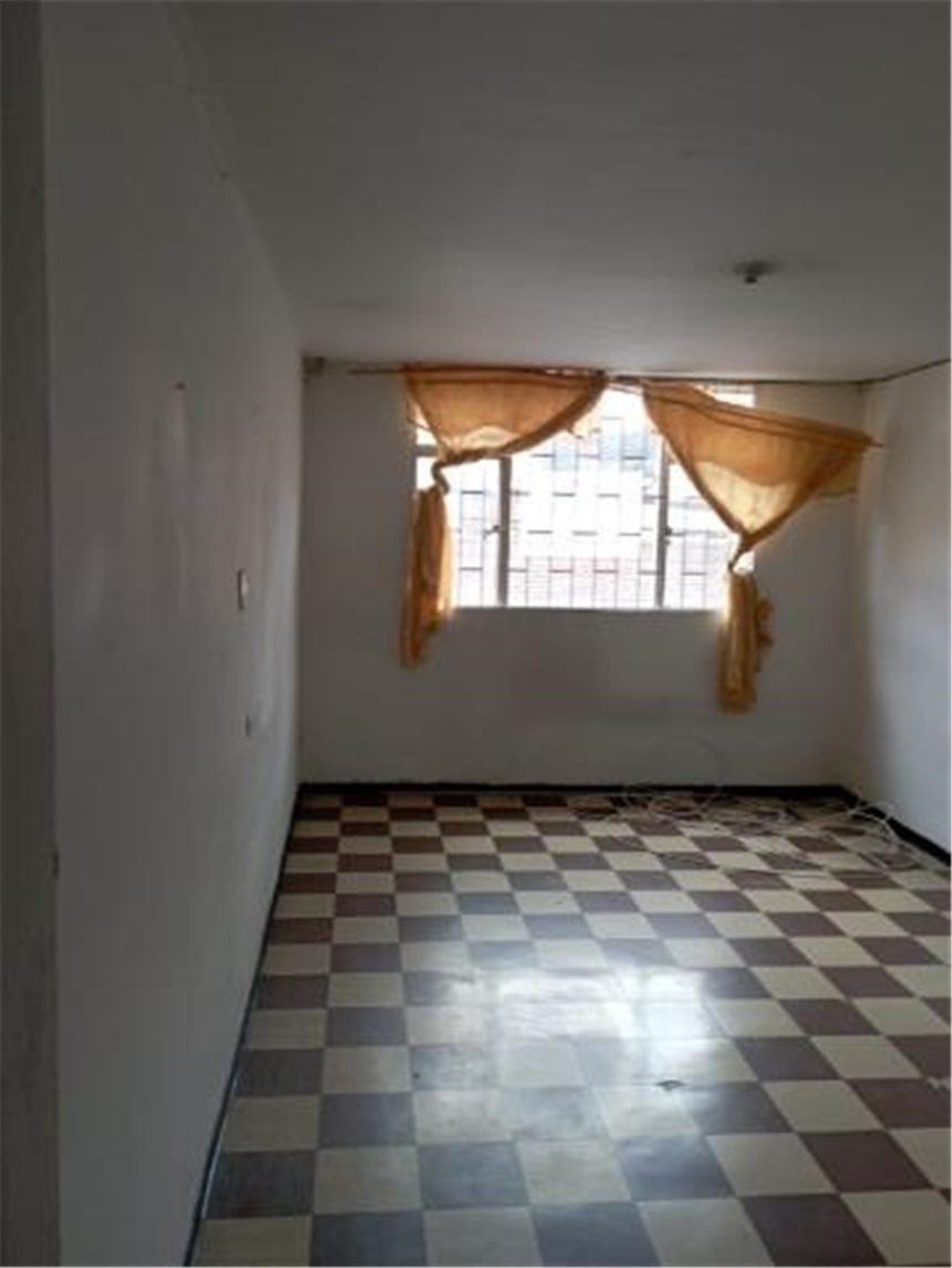 Casa en venta en El Carmen, Bogotá · foto 9 de 23