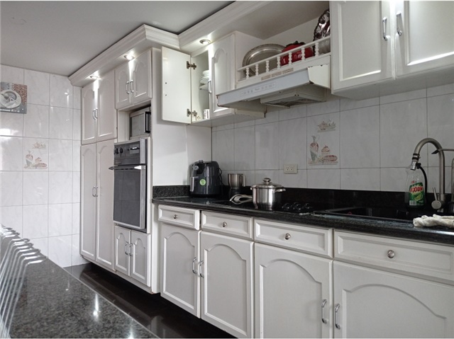 Piso – Bogotá, Localidad Suba - Más