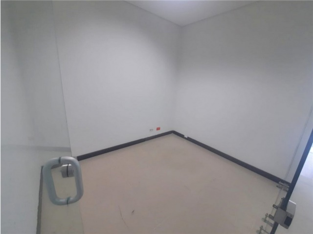 Oficina en Arriendo - Más
