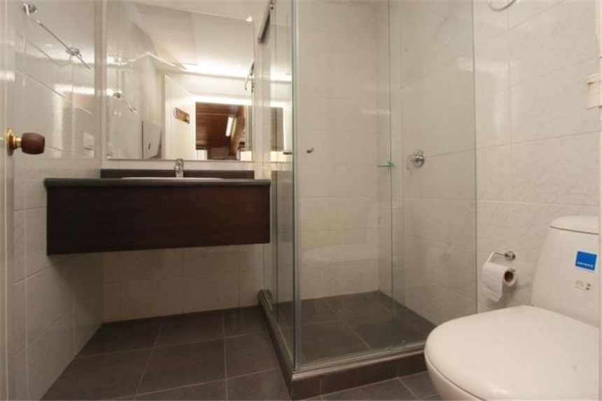 Casa en venta en Santa Barbara, Bogotá · foto 17 de 24