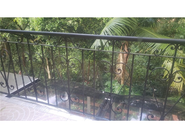 Casa de 6 alcobas en venta en Loma Del Escobero, Envigado, 234 m² · foto 18 de 24