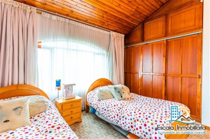 Casa de 4 alcobas en venta en Siberia, Cota, 400 m² · foto 18 de 24