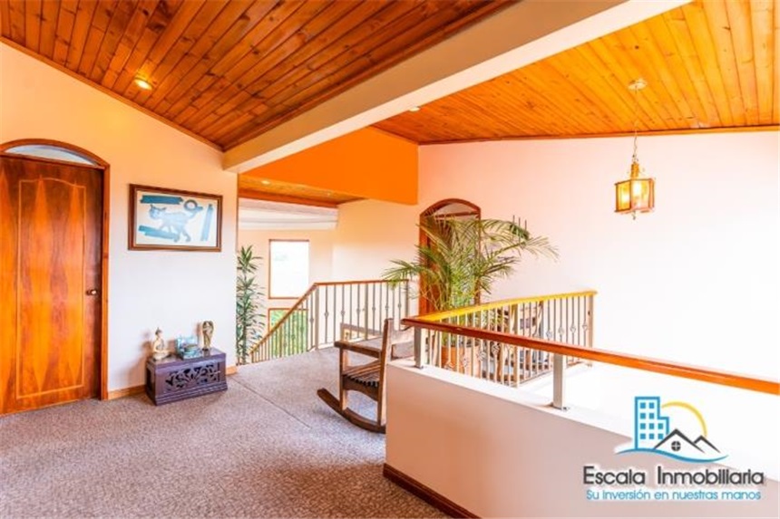 Casa de 4 alcobas en venta en Siberia, Cota, 400 m² · foto 2 de 24