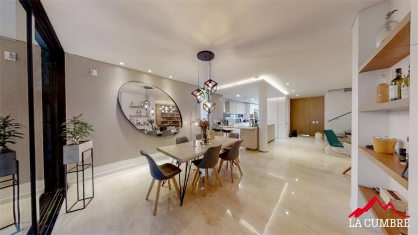 Casa de 3 alcobas en venta en El Diamante No. 2, Medellín, 380 m² · foto 11 de 16