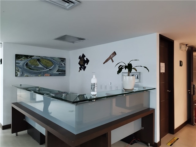 Oficina en Arriendo - Vista 4