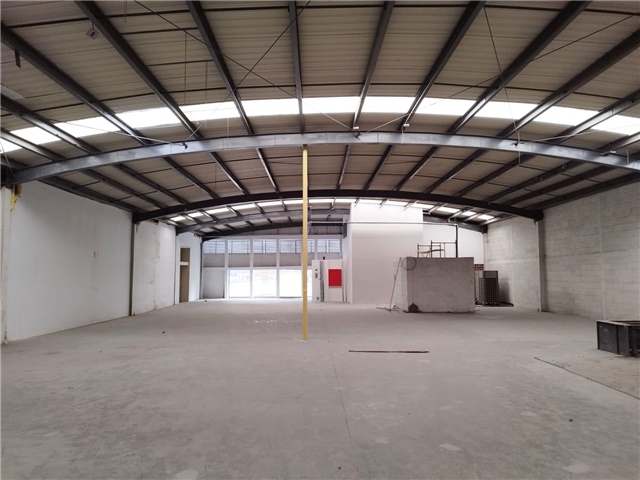Oficina en arriendo en Villas Del Carmen, Sabaneta, 630 m² · foto 2 de 16