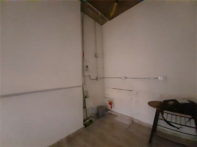 Local en arriendo en La Candelaria, Medellín, 15 m² · foto 3 de 5