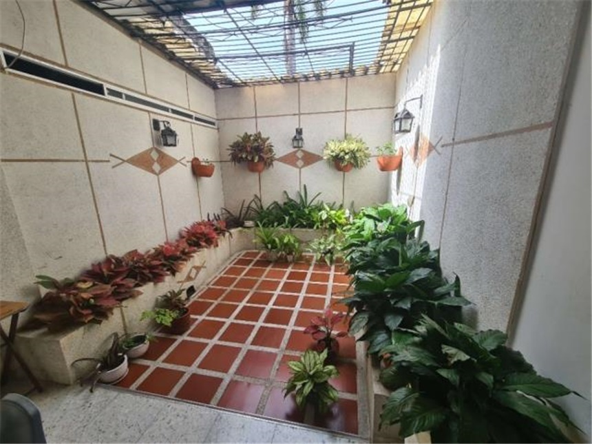 Local en Arriendo - Vista 4