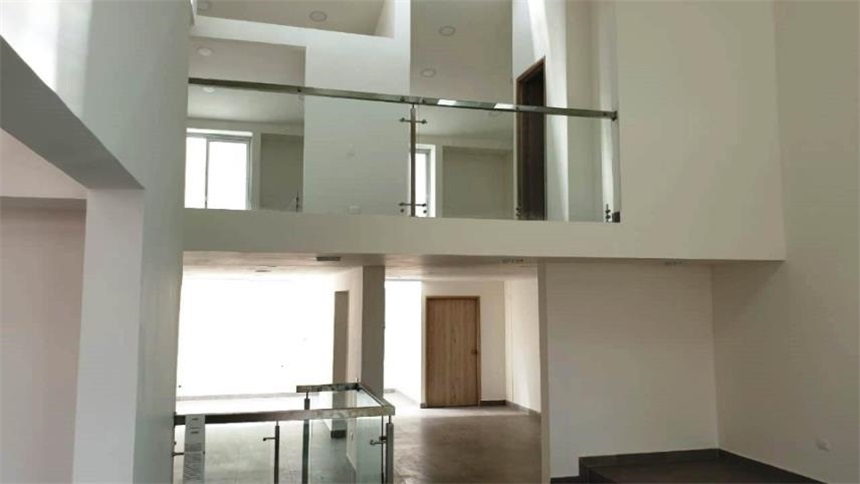 Local en Arriendo - Vista 3