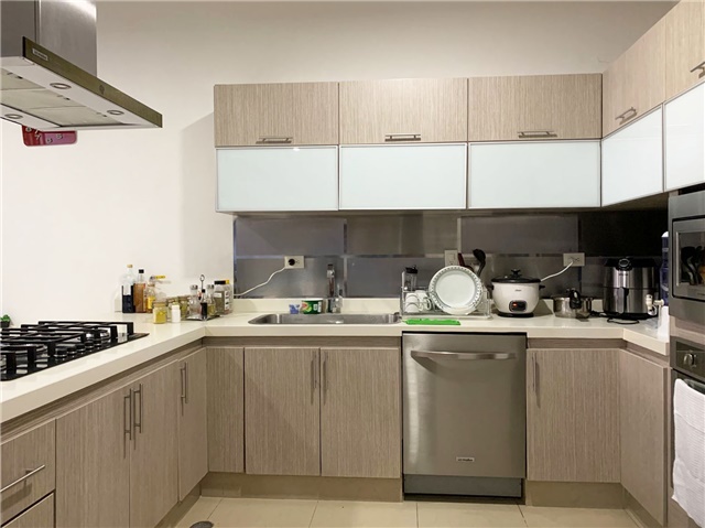 Casa de 4 alcobas en arriendo en El Tesoro, Medellín, 300 m² · foto 4 de 18