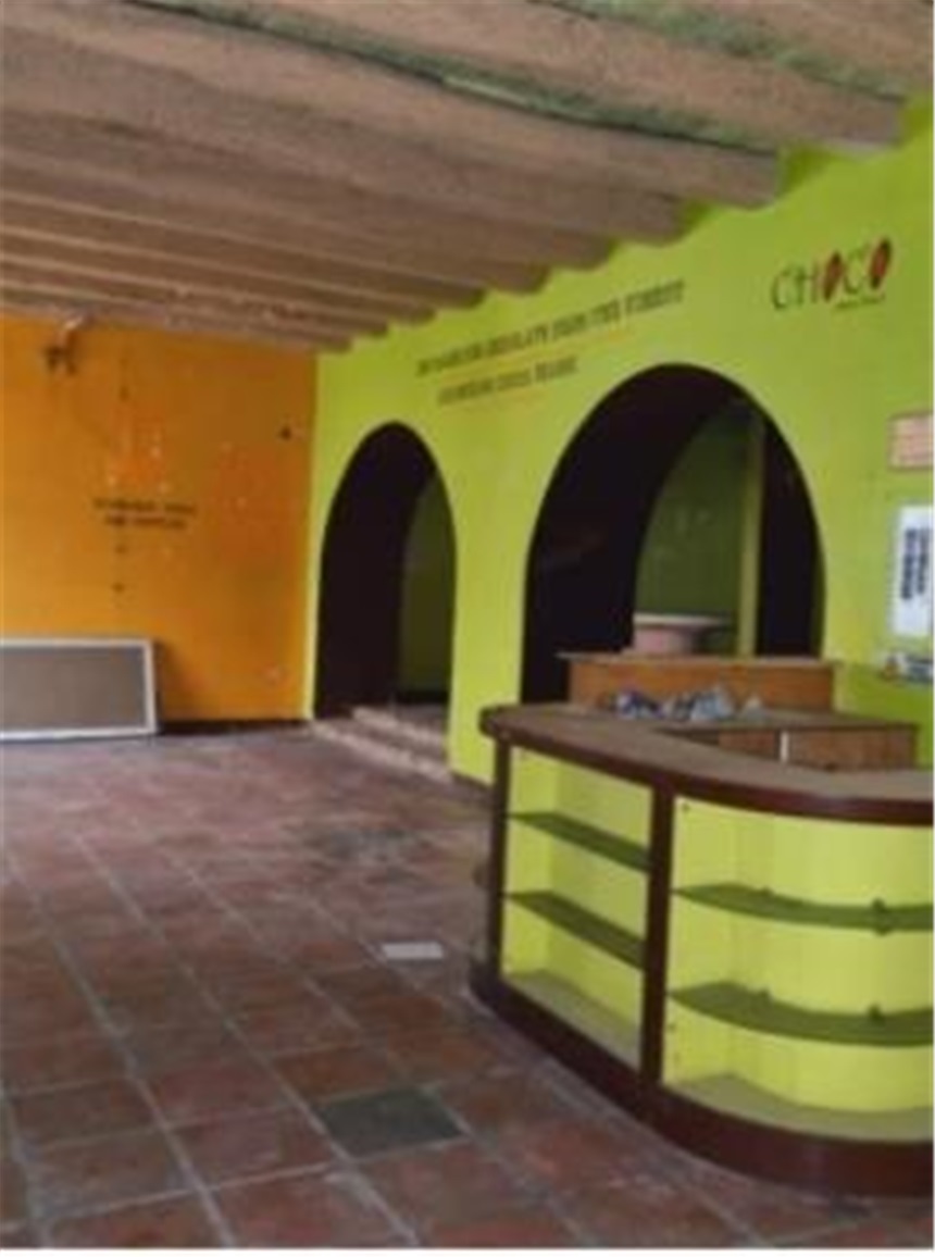 Casa de 6 alcobas en venta en Zona Industrial, Cartagena, 586 m² · foto 4 de 13