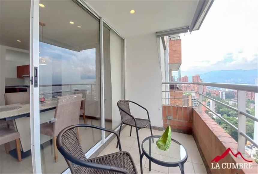 Apartamento en arriendo en Vizcaya, Medellín · foto 3 de 13