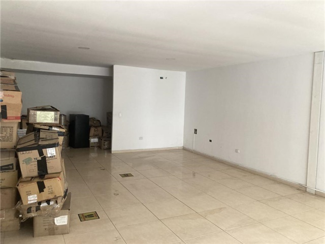 Local en Arriendo - Vista 2