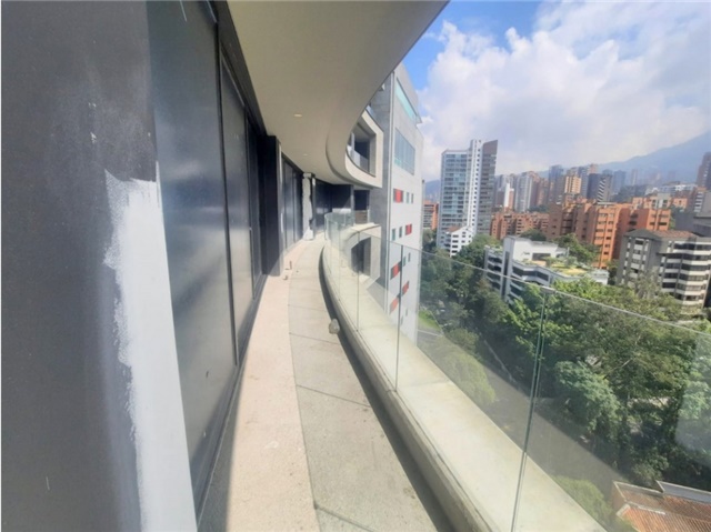 Oficina en Arriendo - Más