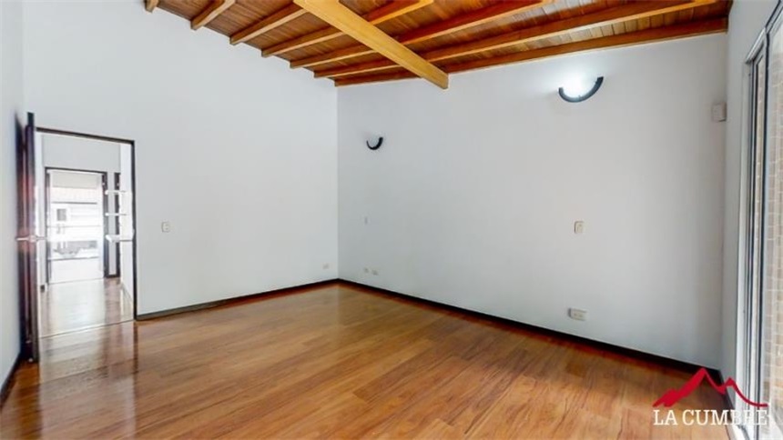 Casa de 3 alcobas en venta en Loma El Atravesado, Envigado, 170 m² · foto 12 de 12