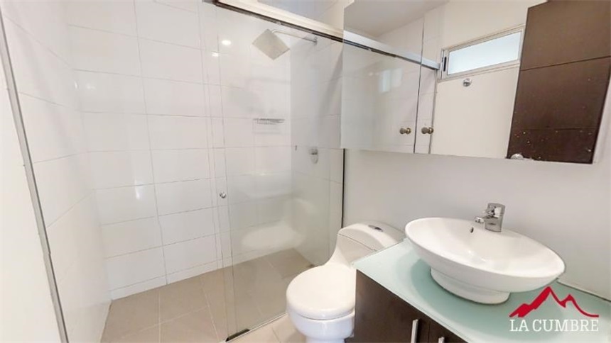 Casa de 3 alcobas en venta en Loma El Atravesado, Envigado, 170 m² · foto 10 de 12