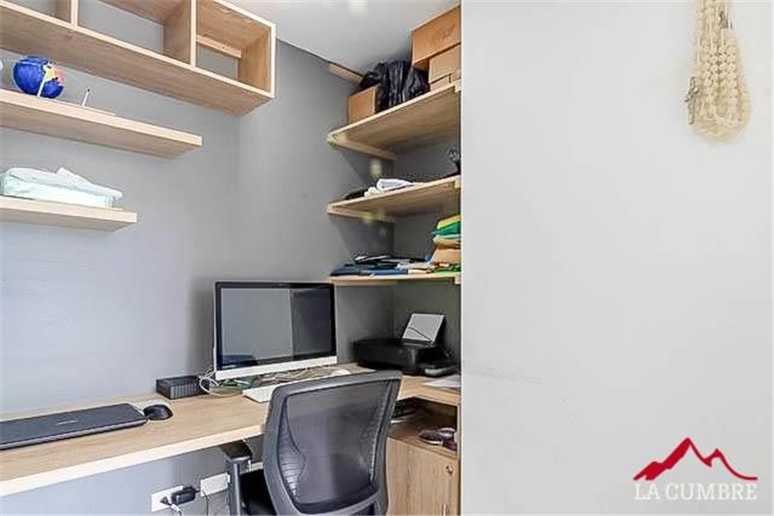 Apartamento en venta en Loma Del Esmeraldal, Envigado · foto 6 de 9