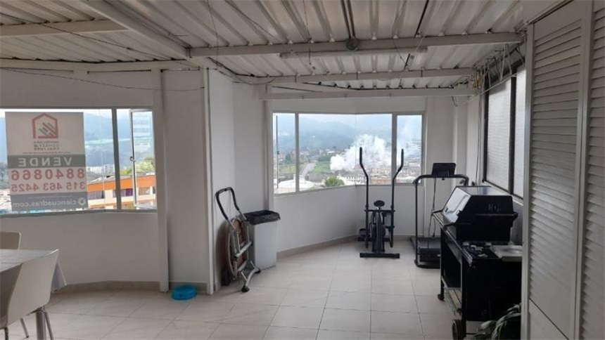 Casa en venta en Los Agustinos, Manizales · foto 3 de 24