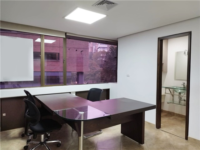Oficina en arriendo en Manila, Medellín, 60 m² · foto 8 de 16