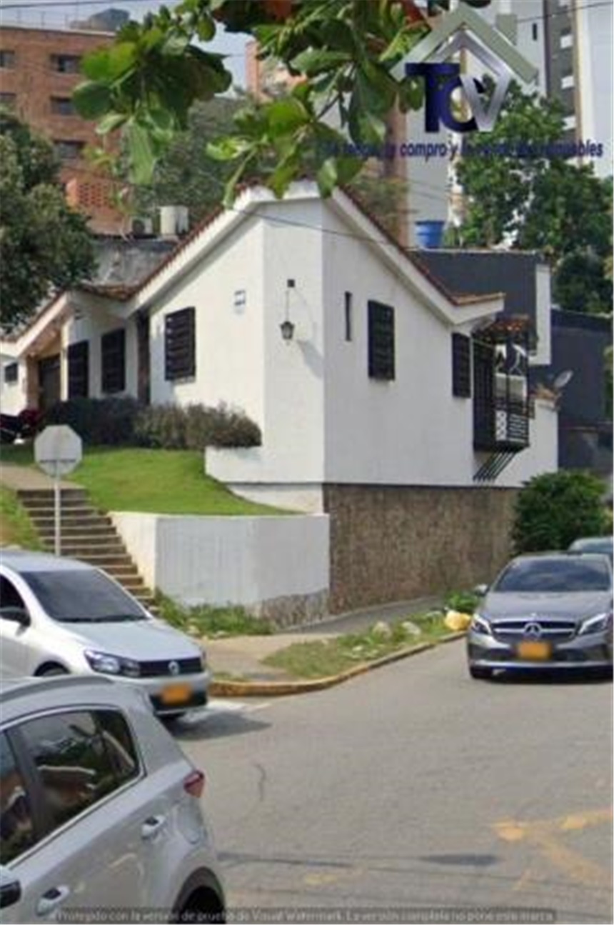 Casa de 4 alcobas en venta en Cabecera Del Llano, Bucaramanga, 274 m² · foto 2 de 24