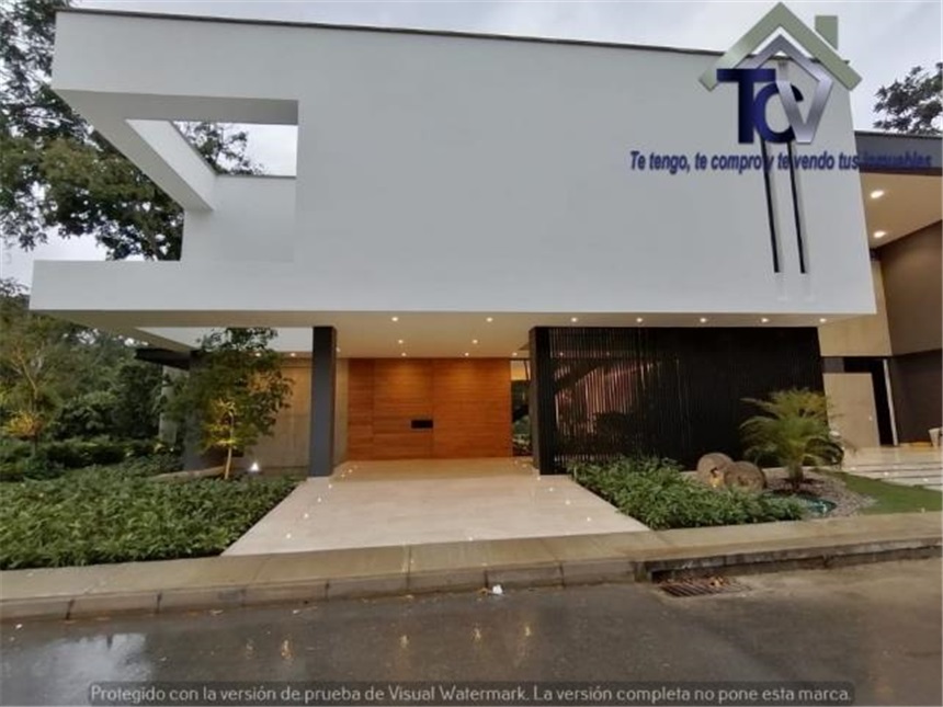 Casa de 4 alcobas en venta en Ruitoque Bajo, Floridablanca, 690 m² · foto 2 de 24