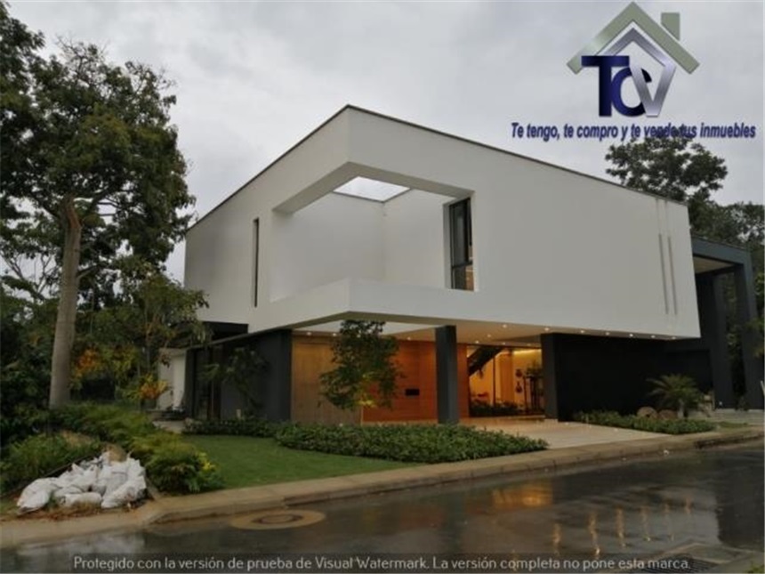Casa de 4 alcobas en venta en Ruitoque Bajo, Floridablanca, 690 m² · foto 3 de 24