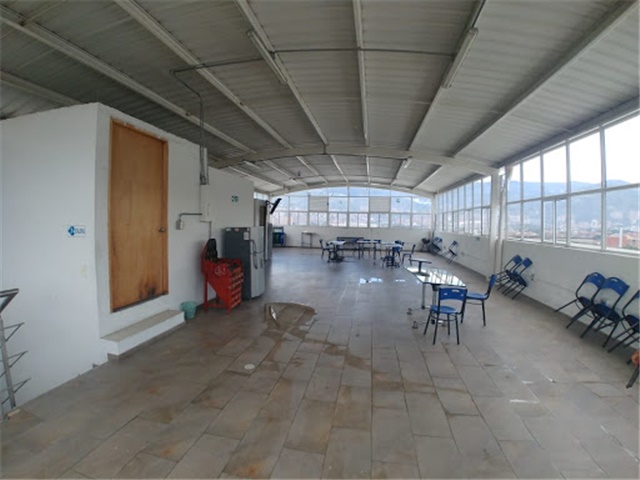 Bodega en venta en Viviendas Del Sur, Itagüí, 1500 m² · foto 2 de 19