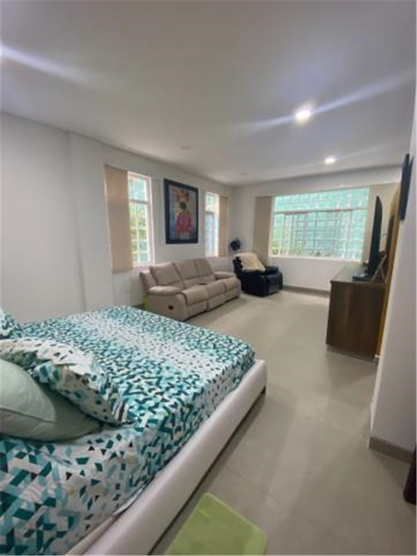 Casa de 4 alcobas en venta en Bosques De Piedecuesta, Piedecuesta, 600 m² · foto 13 de 24