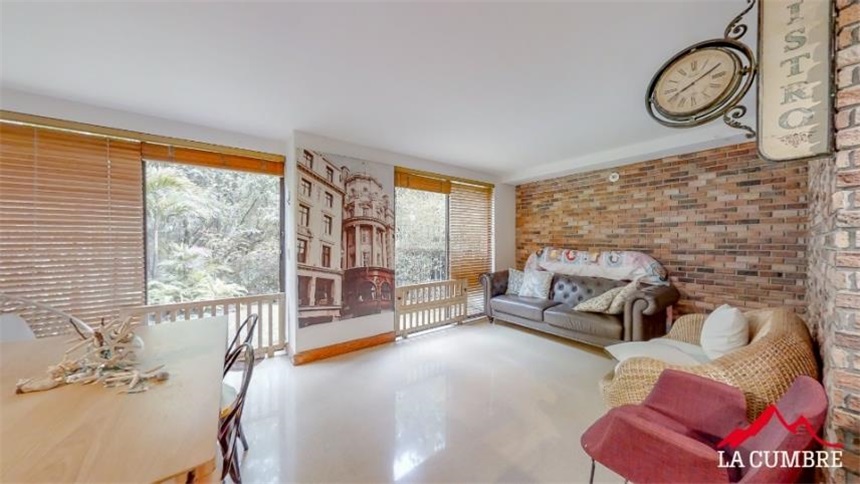 Casa de 3 alcobas en venta en Altos Del Poblado, Medellín, 200 m² · foto 9 de 12