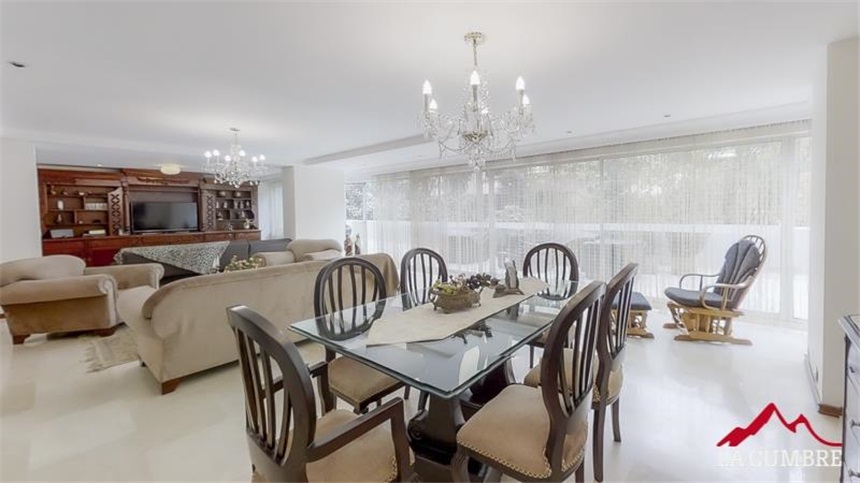 Apartamento en arriendo en El Poblado, Medellín · foto 3 de 10