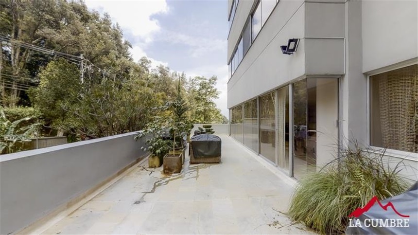 Apartamento en arriendo en El Poblado, Medellín · foto 2 de 10