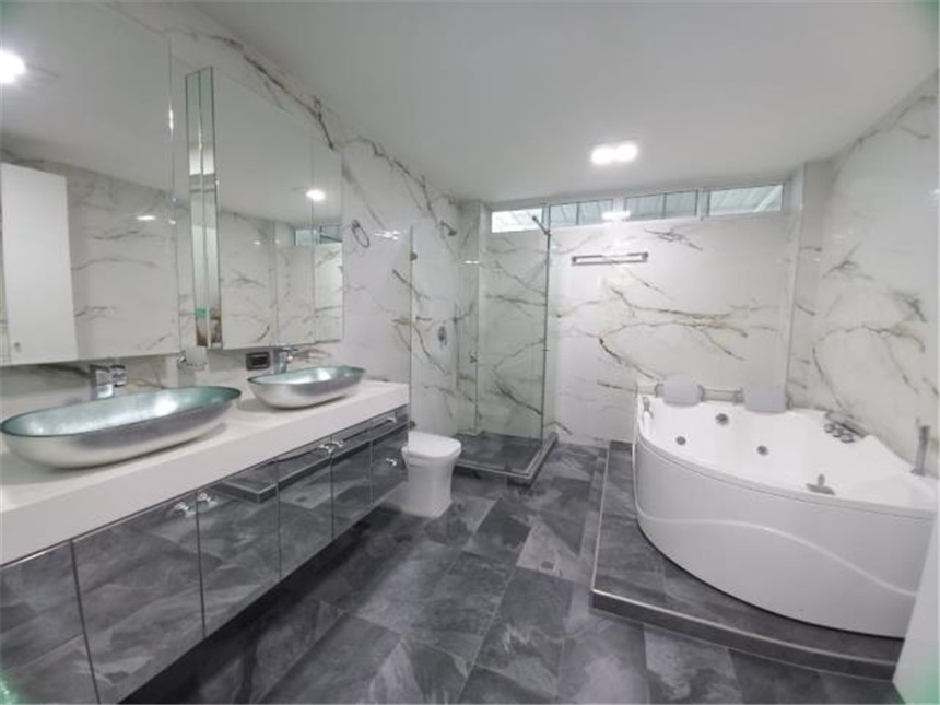 Casa de 5 alcobas en venta en Quintas De Don Simon, Cali, 250 m² · foto 10 de 12