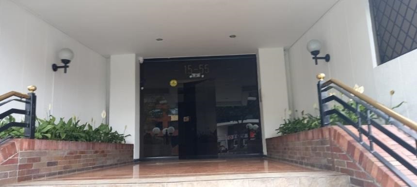 Piso – Bogotá, Santa Bárbara, Localidad Usaquén - Más