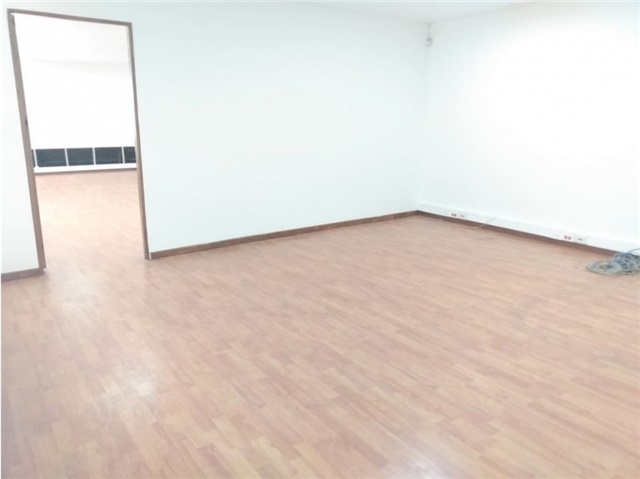 Bodega en Arriendo - Más