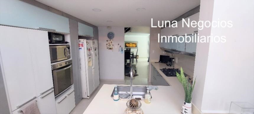 Casa de 4 alcobas en venta en Lagos Del Cacique, Bucaramanga, 350 m² · foto 9 de 21
