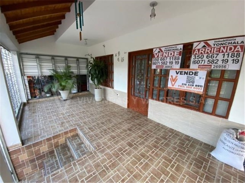 Casa de 3 alcobas en venta en 12 De Octubre, Los Patios, 135 m² · foto 2 de 9