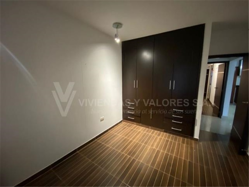 Casa de 3 alcobas en venta en 12 De Octubre, Los Patios, 135 m² · foto 7 de 9