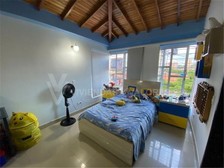 Casa de 3 alcobas en venta en 12 De Octubre, Los Patios, 135 m² · foto 6 de 9