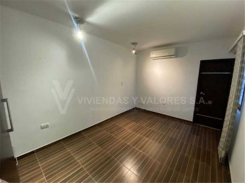 Casa de 3 alcobas en venta en 12 De Octubre, Los Patios, 135 m² · foto 8 de 9