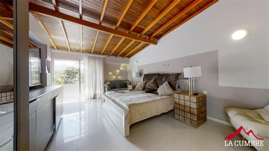 Casa de 3 alcobas en venta en Granizal, Medellín, 223 m² · foto 12 de 15