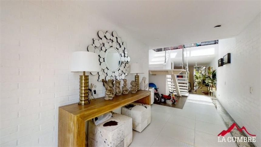 Casa de 3 alcobas en venta en Granizal, Medellín, 223 m² · foto 8 de 15