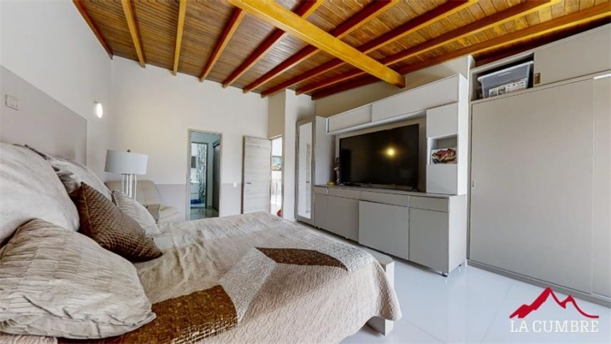 Casa de 3 alcobas en venta en Granizal, Medellín, 223 m² · foto 13 de 15