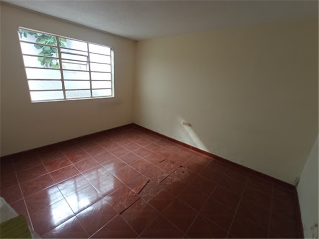 Casa de 7 alcobas en venta en Trinidad Galan, Bogotá, 253 m² · foto 10 de 22