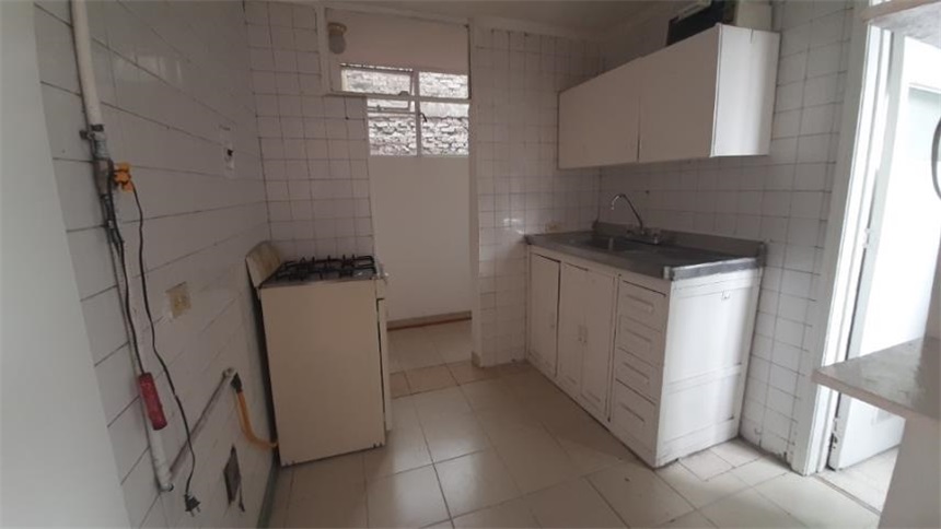 Piso – Bogotá, Santa Isabel, Localidad Los Mártires - Más