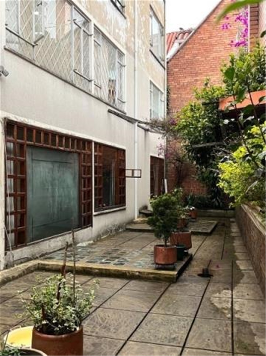 Piso – Bogotá, La Merced - Vista 2